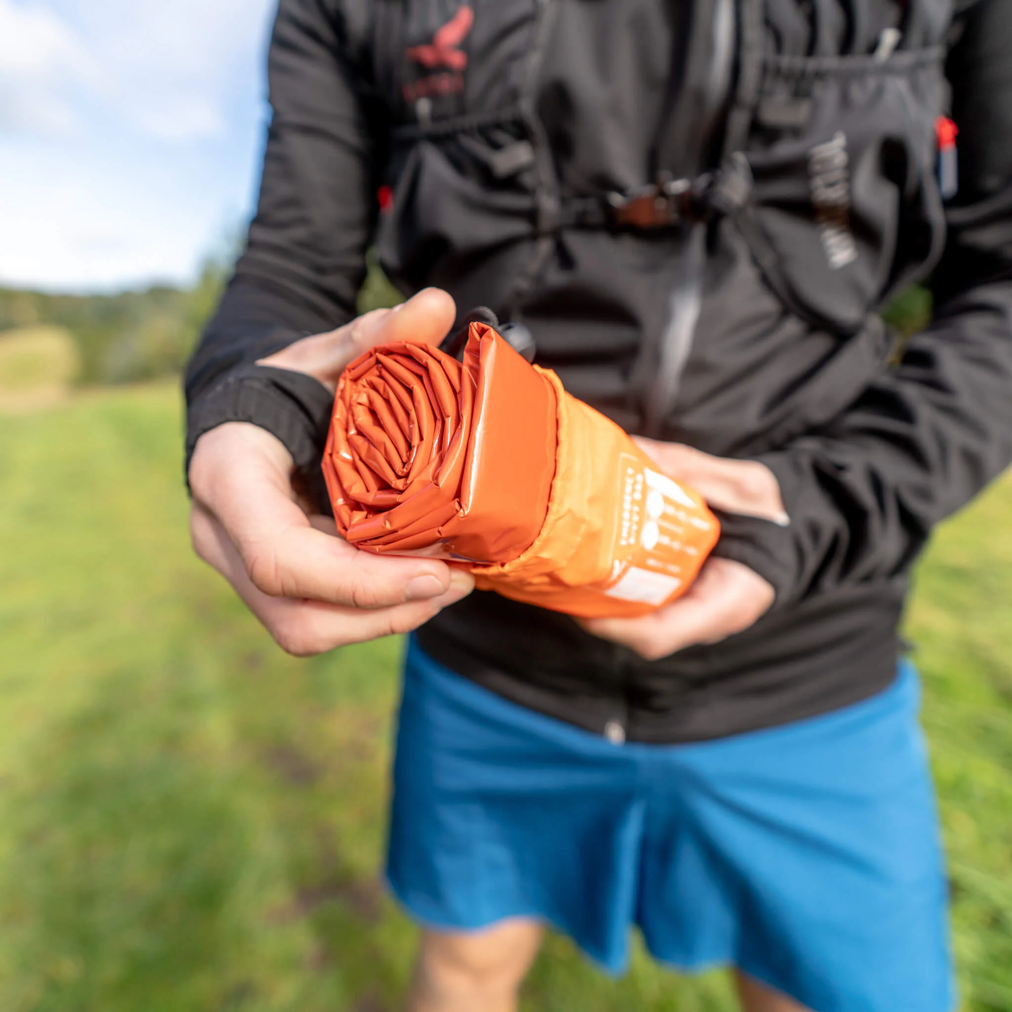 Emergency Survival Bag & Whistle - Image 6